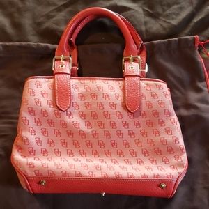Dooney & bourke